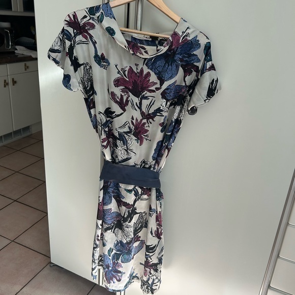 Donna Effe Floral Dress with Belt Size Large - Picture 1 of 12